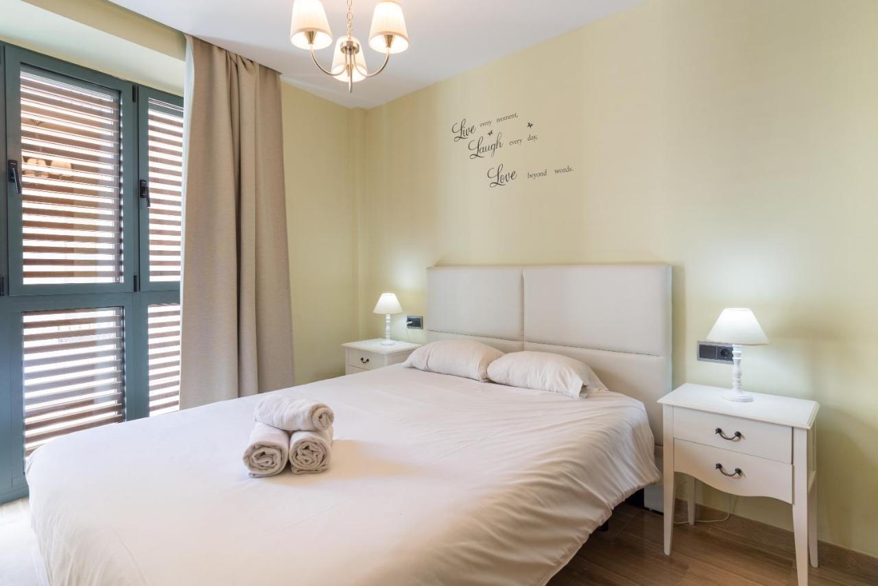 Appartement Plaza Uncibay à Málaga Extérieur photo